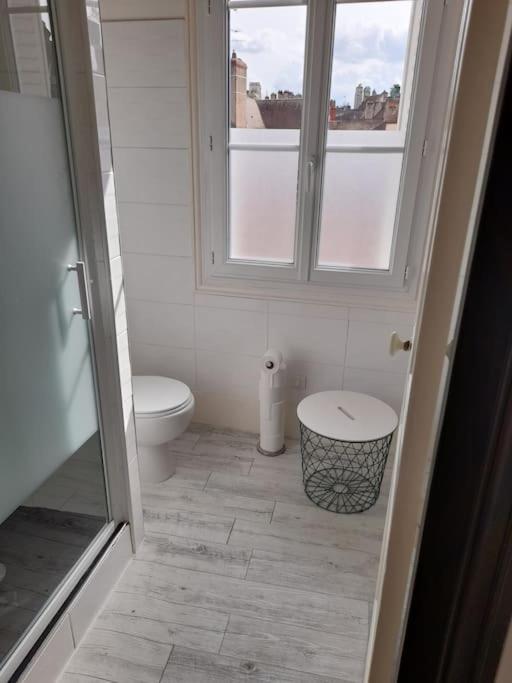 Studio Plein Centre Chalon-Sur-Saone, Place De Beaune Apartment Екстериор снимка